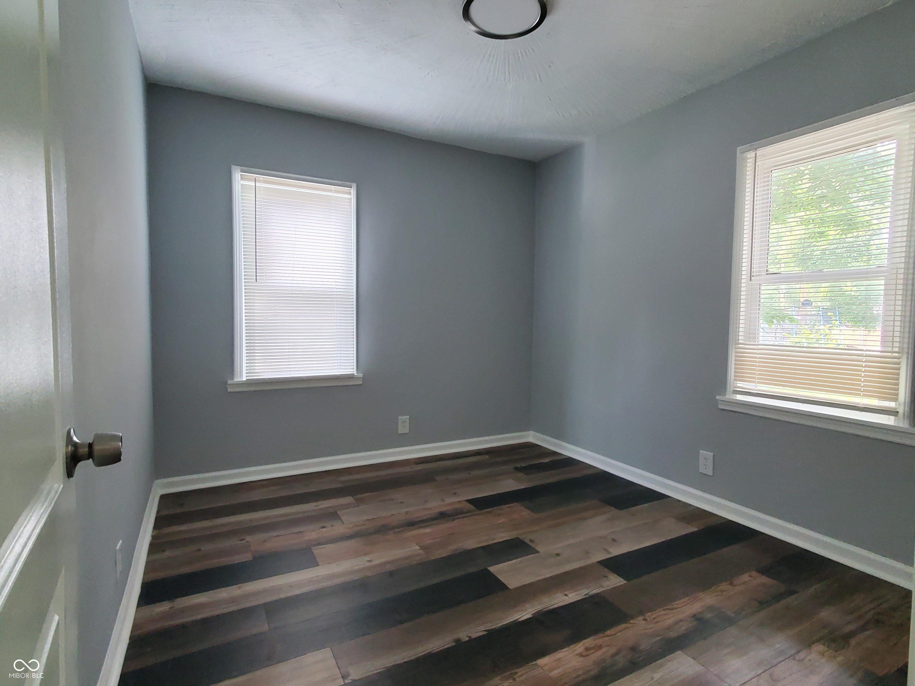 3290 Ralston Avenue Indianapolis, IN 46218 - Photo 6 of 12