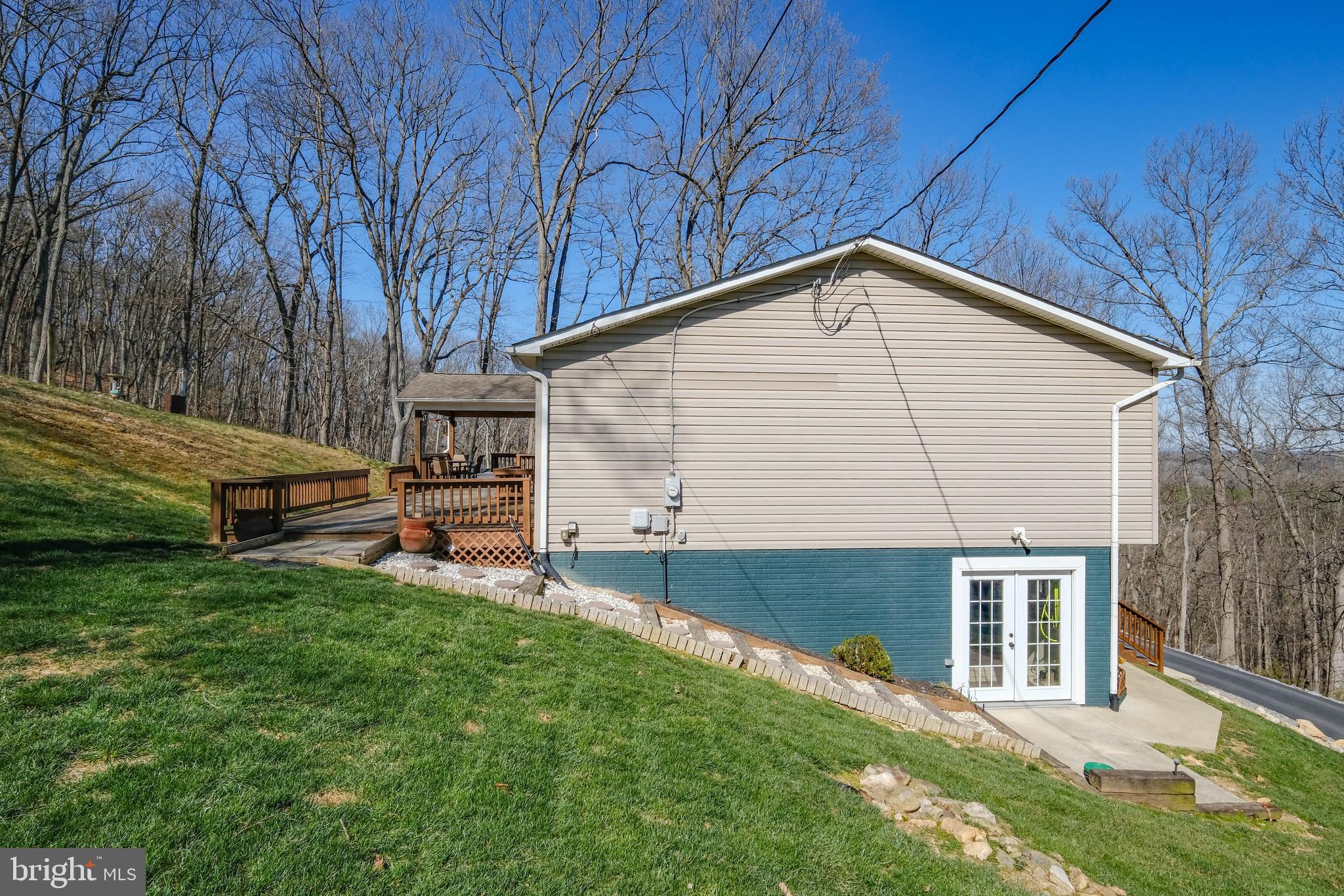502 Thompson Mill Road Front Royal, VA 22630 - Photo 11 of 57