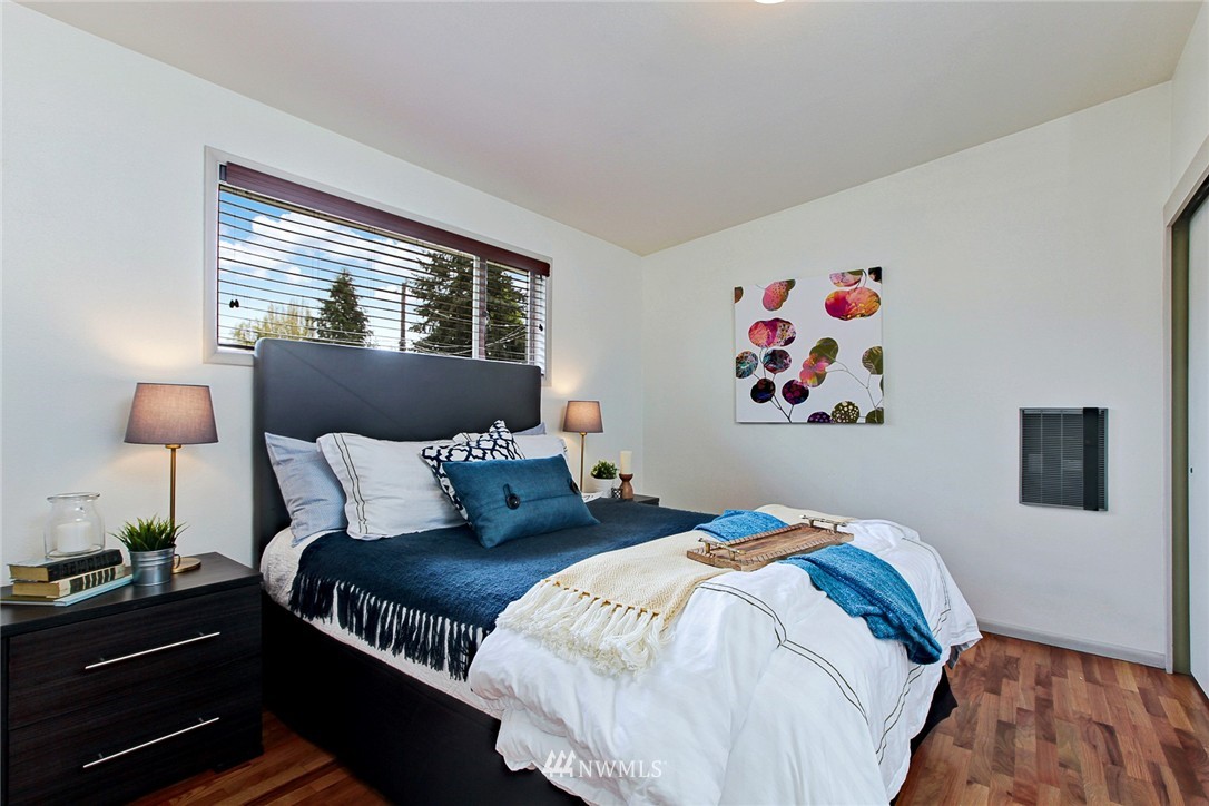 7217 46th Avenue South Seattle, WA 98118 - Photo 9 of 20