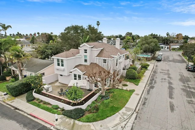 $2,875,000 | 1938 Westminster Avenue, Costa Mesa, CA 92627
