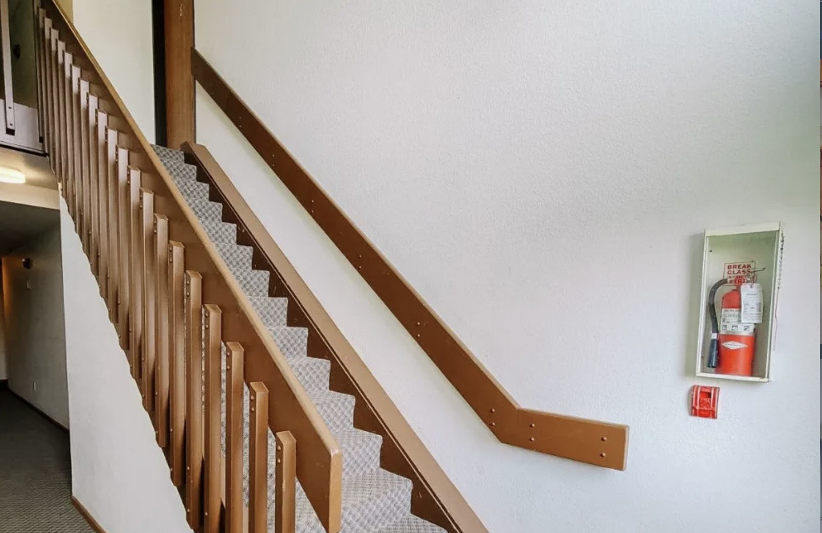 125 West Harrington Road Croswell, MI 48422 - Photo 8 of 11 a view of entryway