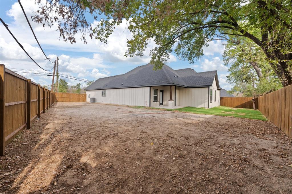 813 Tierney Road Fort Worth, TX 76112 - Photo 25 of 25 Gallery Image 25