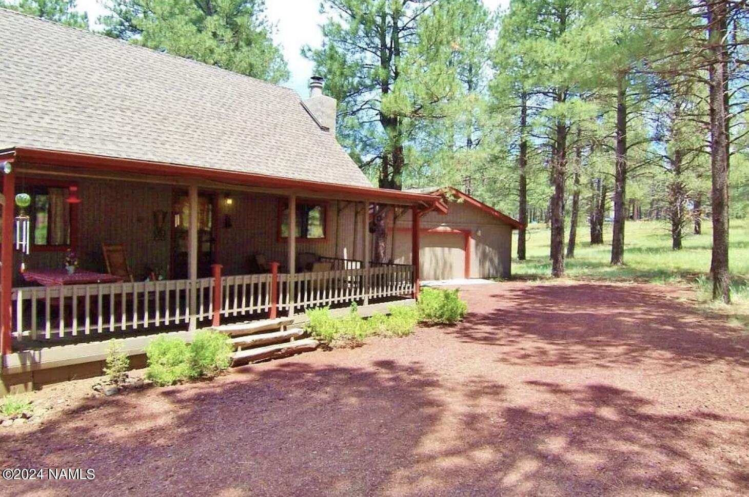 13075 East King John Road Parks, AZ 86018 - Photo 1 of 1 King John Cabin