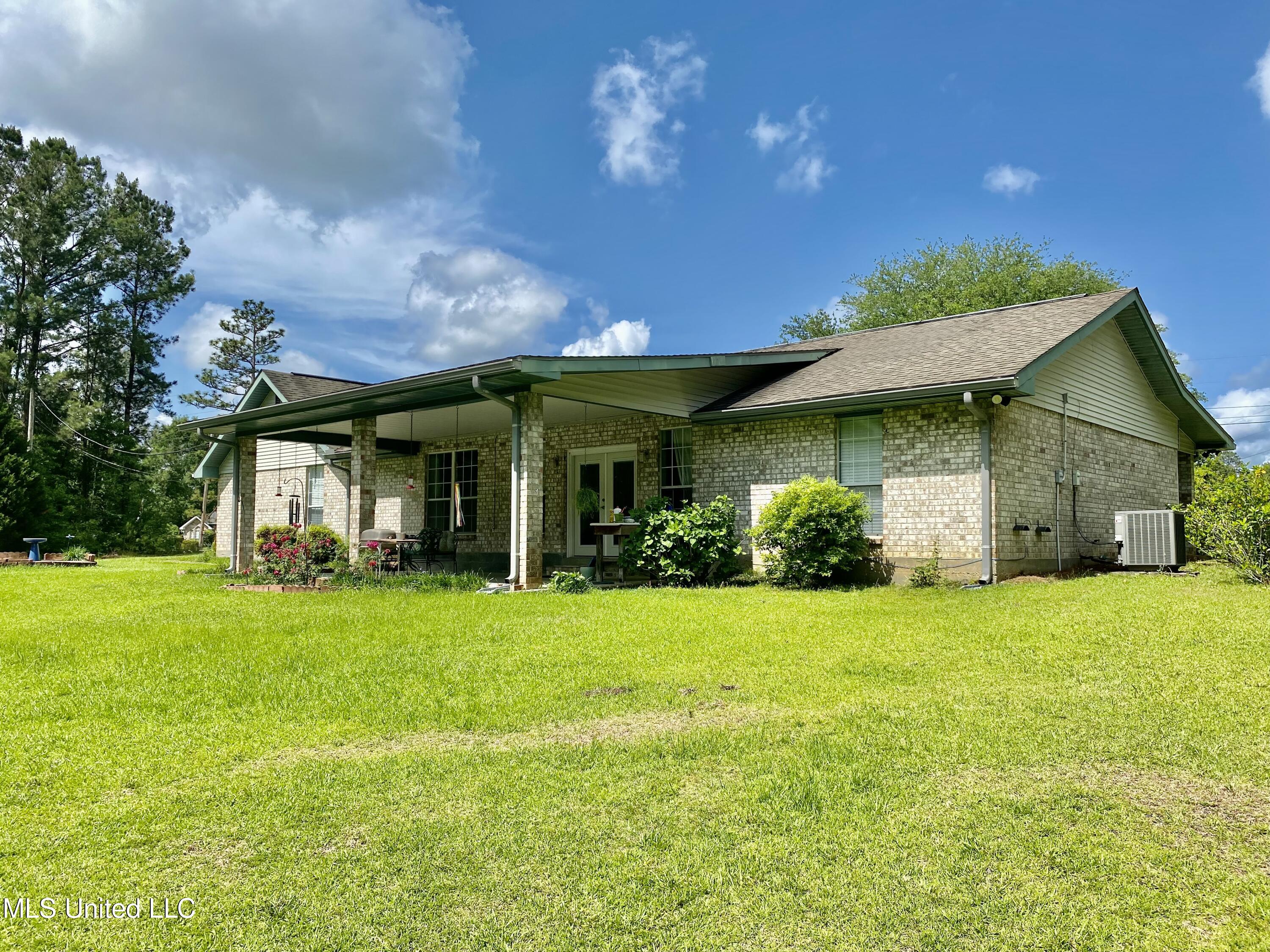 179 Timberlane Road Picayune, MS 39466 - Photo 1 of 28 Timberlane 6