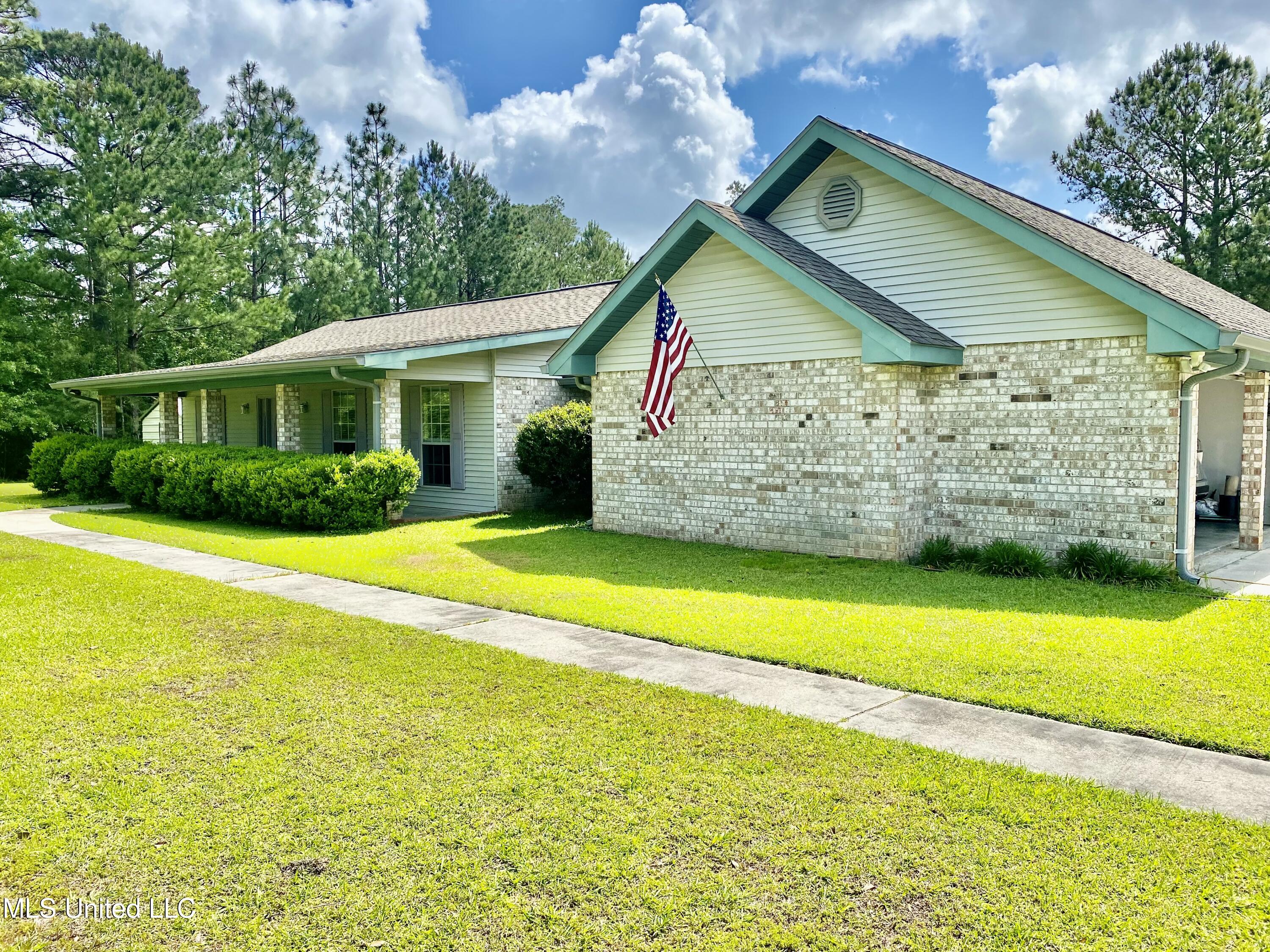 179 Timberlane Road Picayune, MS 39466 - Photo 2 of 28 Timberlane 7