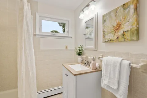 $799,900 | 289 Waverley Avenue, Unit 2, Watertown, MA 02472
