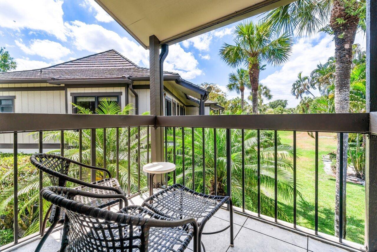 13334 Polo Club Road, Unit 320/321 Wellington, FL 33414 - Photo 21 of 30 027-13334PoloClubRoad-320321-Wellington-