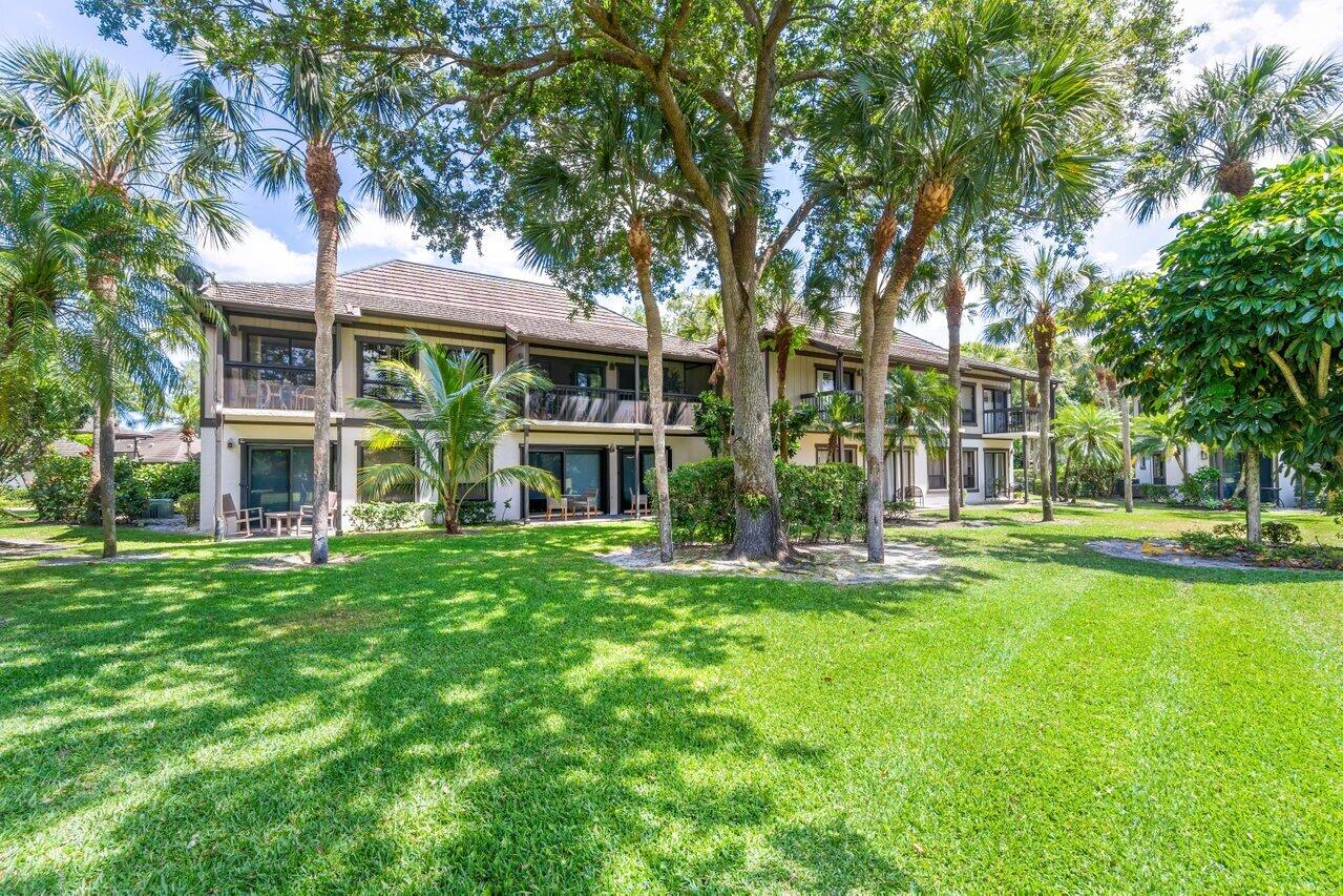 13334 Polo Club Road, Unit 320/321 Wellington, FL 33414 - Photo 23 of 30 034-13334PoloClubRoad-320321-Wellington-