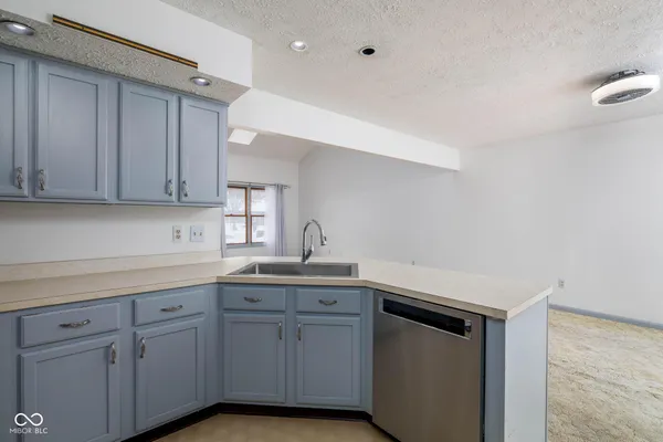 $199,999 | 215 Black Maple Court, Greenwood, IN 46143