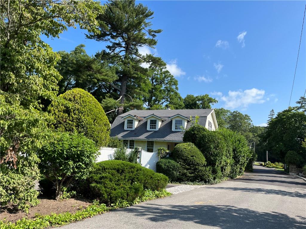 30 Premium Point New Rochelle, NY 10801 - Photo 1 of 1 Gallery Image 1
