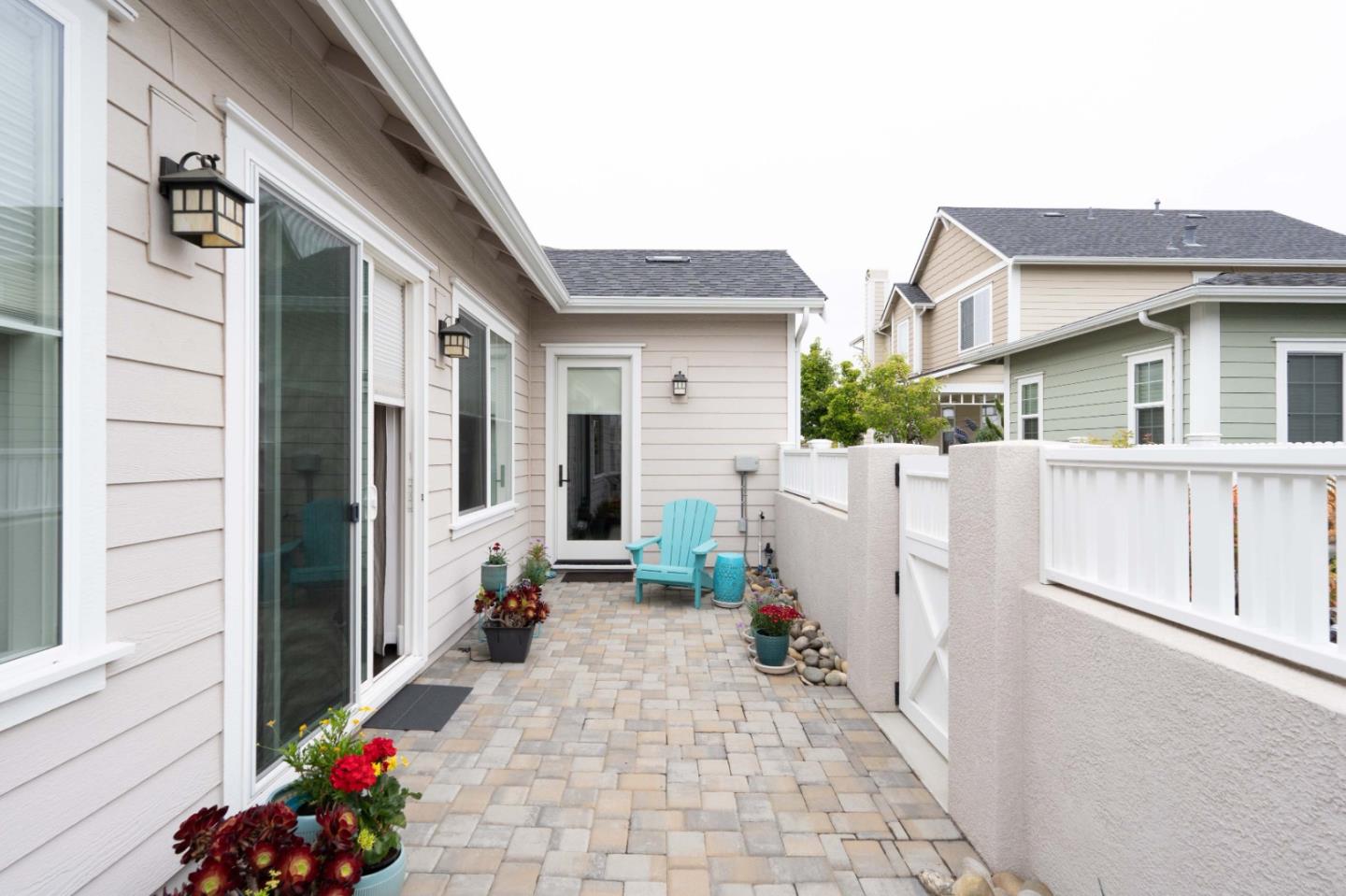 18527 McClellan Circle Marina, CA 93933 - Photo 32 of 35 a view of a house with a white house