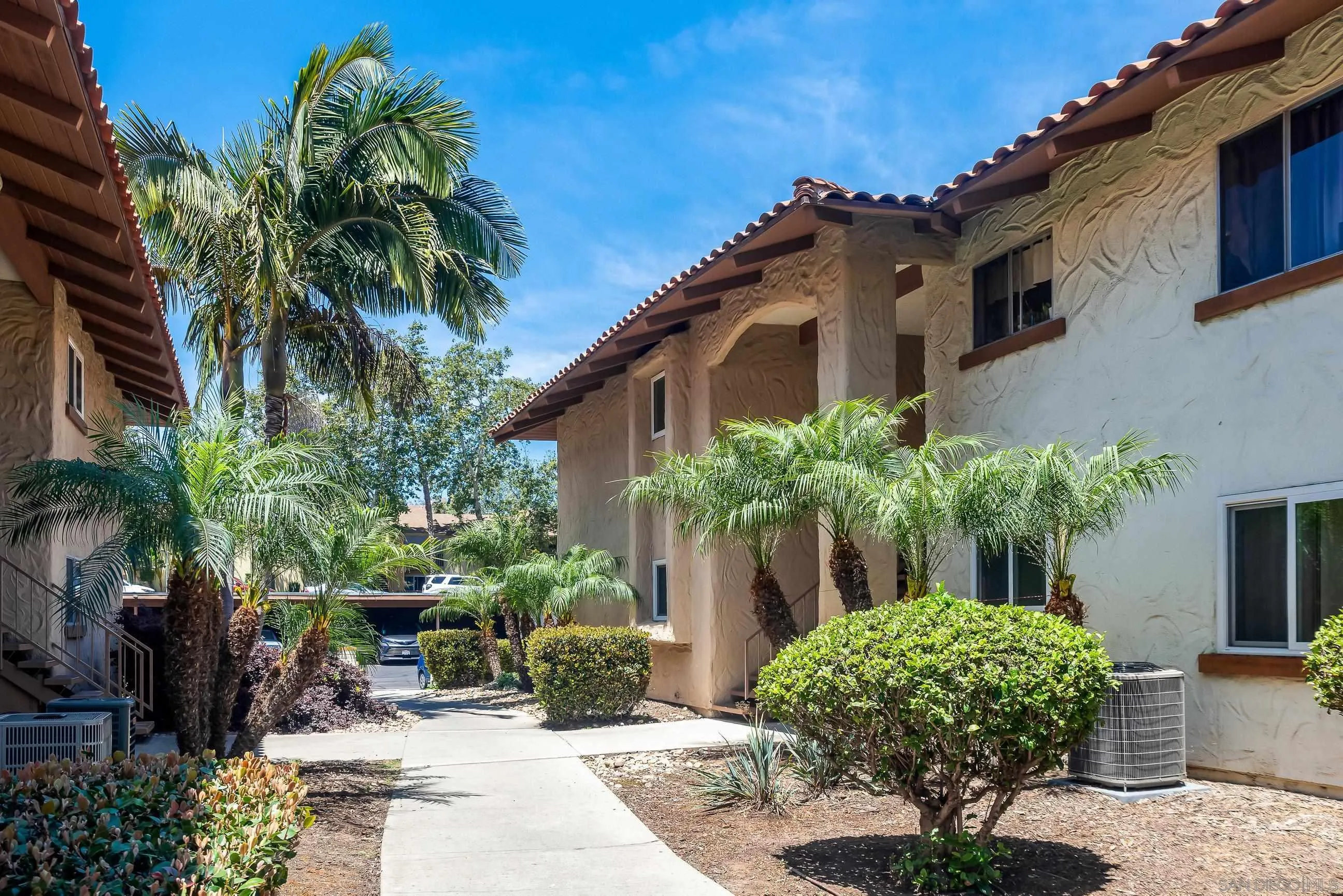 6019 Rancho Mission Road, Unit 201 San Diego, CA 92108 - Photo 11 of 56