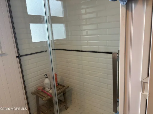 $2,400 | 156 Rodman Drive, Beach Haven West, NJ 08050