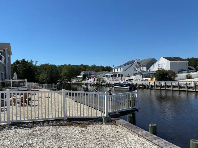 $2,400 | 156 Rodman Drive, Beach Haven West, NJ 08050