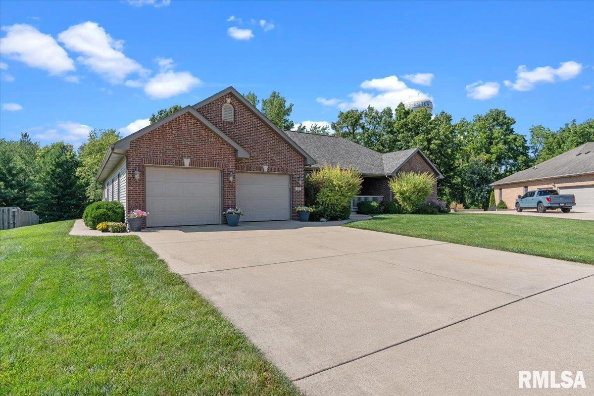 415 Spring Ridge Rochester, IL 62563 - Photo 1 of 48