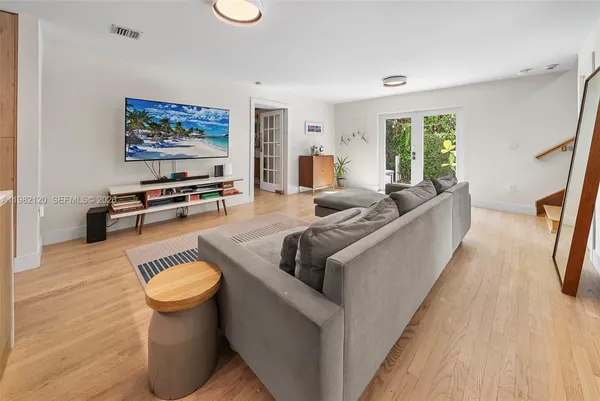 $2,295,000 | 14 San Sebastian Avenue, Coral Gables, FL 33134