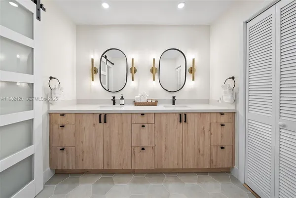 $2,295,000 | 14 San Sebastian Avenue, Coral Gables, FL 33134