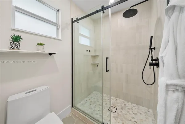 $2,295,000 | 14 San Sebastian Avenue, Coral Gables, FL 33134
