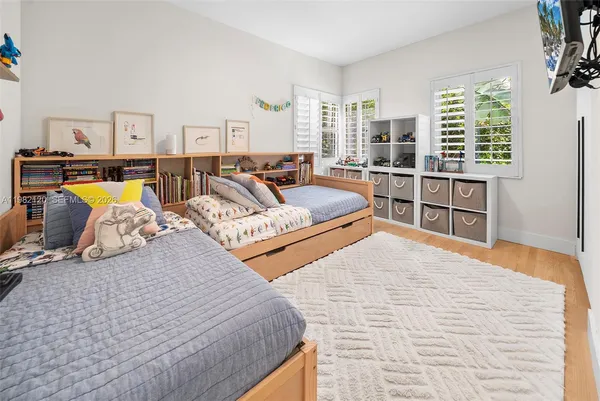 $2,295,000 | 14 San Sebastian Avenue, Coral Gables, FL 33134
