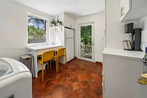 $2,295,000 | 14 San Sebastian Avenue, Coral Gables, FL 33134