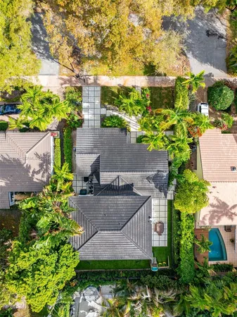 $2,295,000 | 14 San Sebastian Avenue, Coral Gables, FL 33134