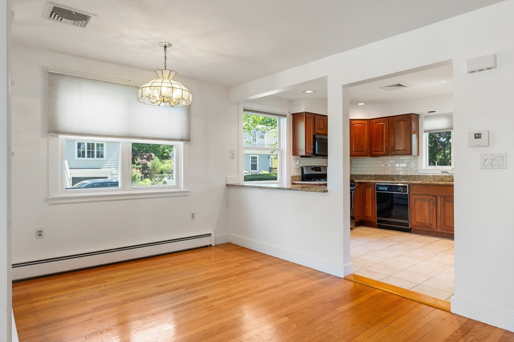 66 Overlook Road Marblehead, MA 01945 - Photo 8 of 34