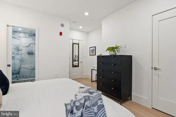 $890,000 | 3219 Wisconsin Avenue Northwest, Unit 101, Washington, DC 20016