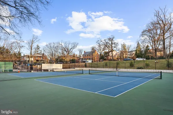 $890,000 | 3219 Wisconsin Avenue Northwest, Unit 101, Washington, DC 20016