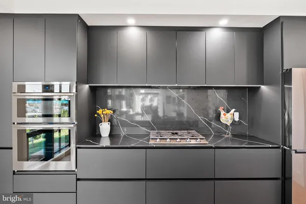 $890,000 | 3219 Wisconsin Avenue Northwest, Unit 101, Washington, DC 20016
