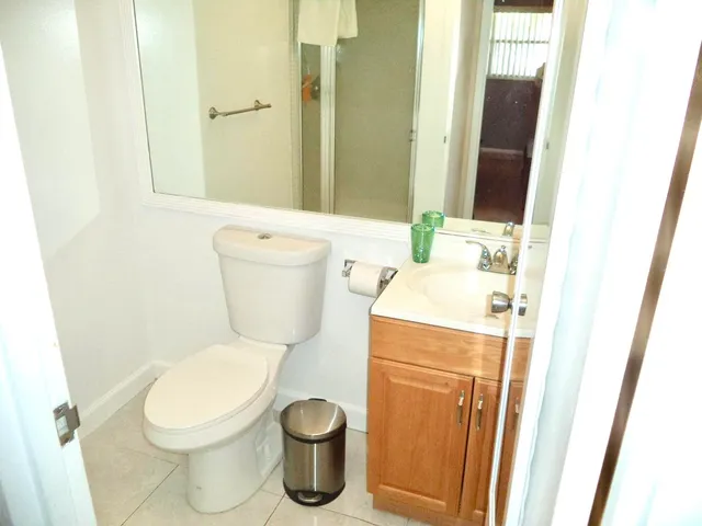 $98,999 | 465 Saxony Way, Delray Beach, FL 33446