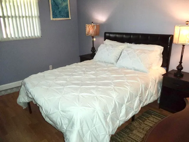 $98,999 | 465 Saxony Way, Delray Beach, FL 33446