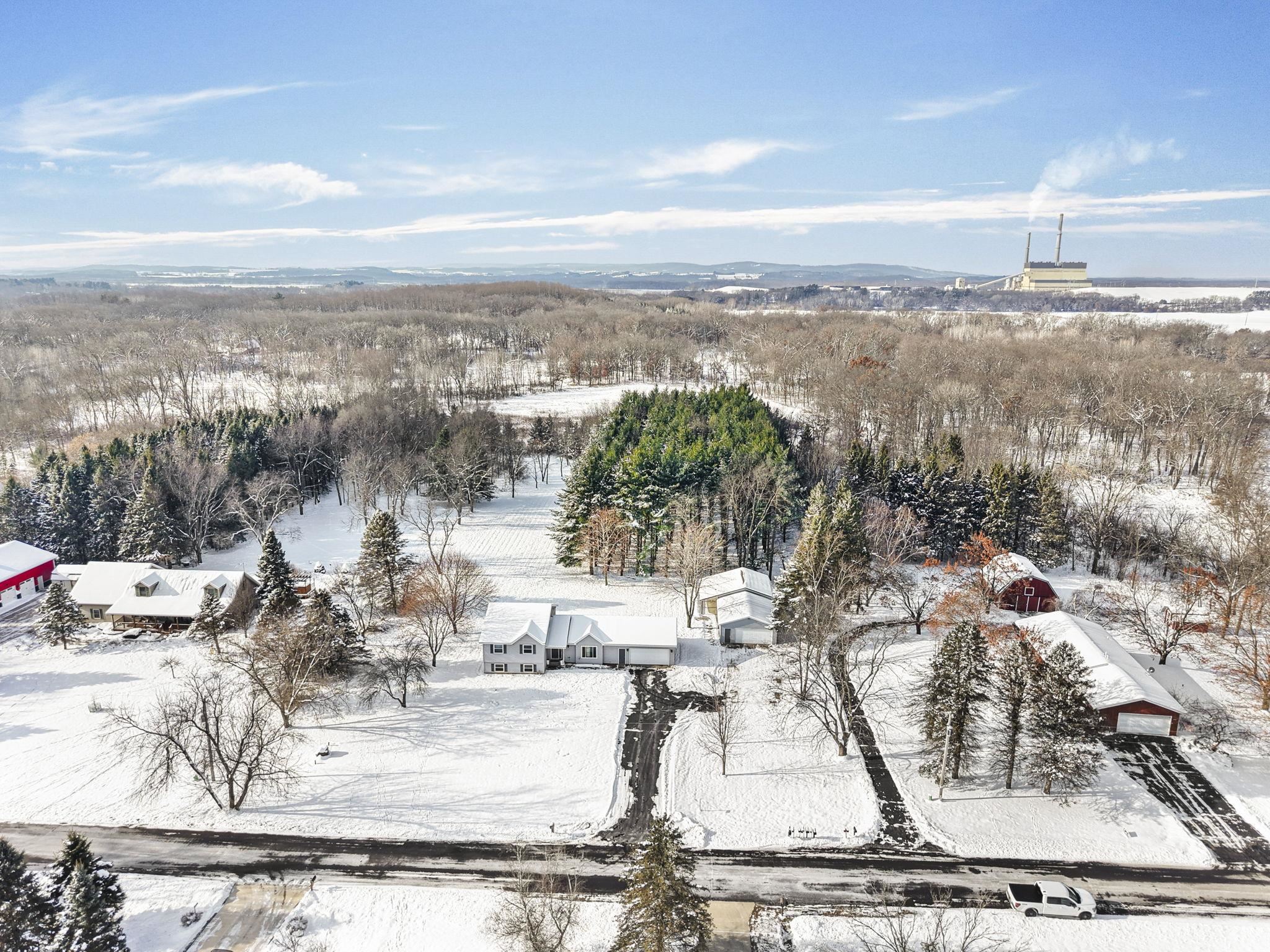 N5581 Star Branch Road Pardeeville, WI 53954 - Photo 1 of 28