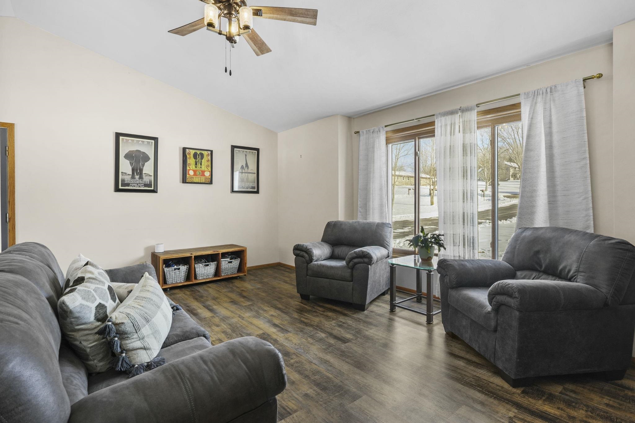 N5581 Star Branch Road Pardeeville, WI 53954 - Photo 5 of 28