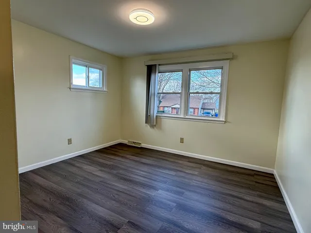 $399,900 | 303 Oregon Avenue, New Castle, DE 19720