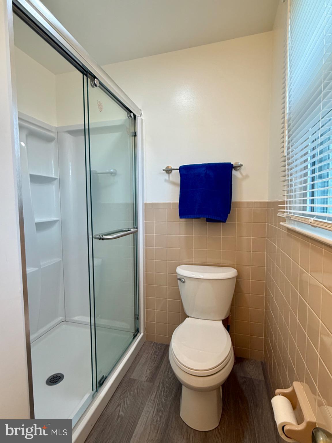 303 Oregon Avenue New Castle, DE 19720 - Photo 37 of 40 a bathroom with a toilet and a shower