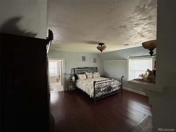 $868,868 | 409 Vinson Street, Holly, CO 81047