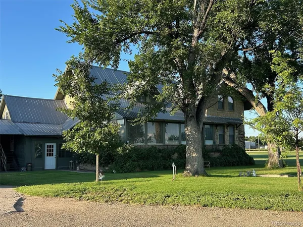 $868,868 | 409 Vinson Street, Holly, CO 81047