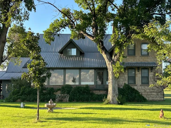$868,868 | 409 Vinson Street, Holly, CO 81047