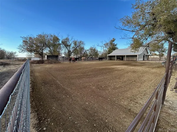 $868,868 | 409 Vinson Street, Holly, CO 81047