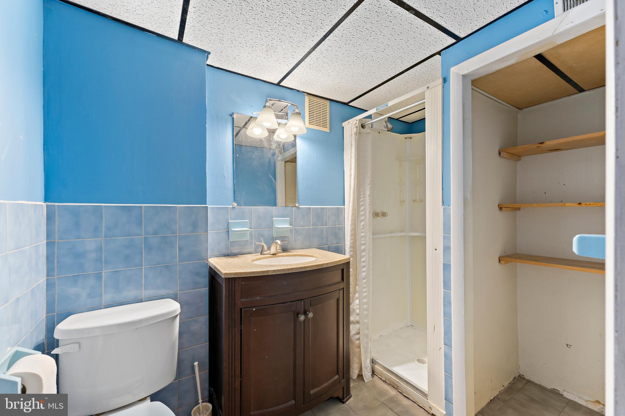 1382 Pennington Road Philadelphia, PA 19151 - Photo 15 of 16 lower level bathroom