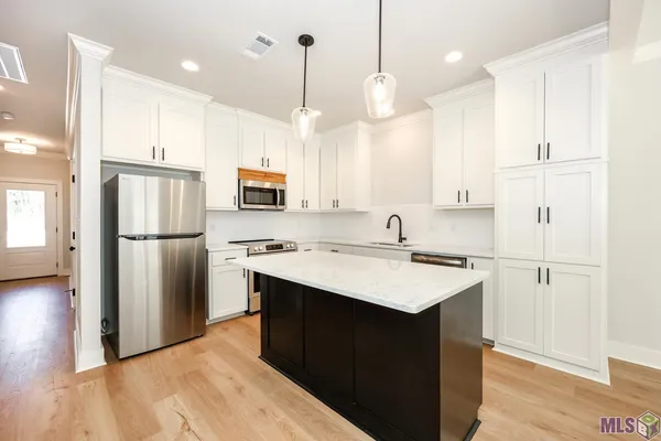 $1,700 | 8739 Lockhart Road, Unit 7F, Denham Springs, LA 70726