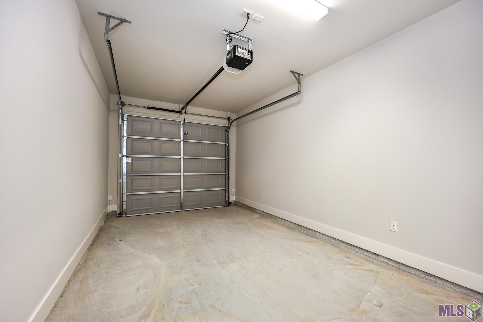 8739 Lockhart Road, Unit 7F Denham Springs, LA 70726 - Photo 16 of 18