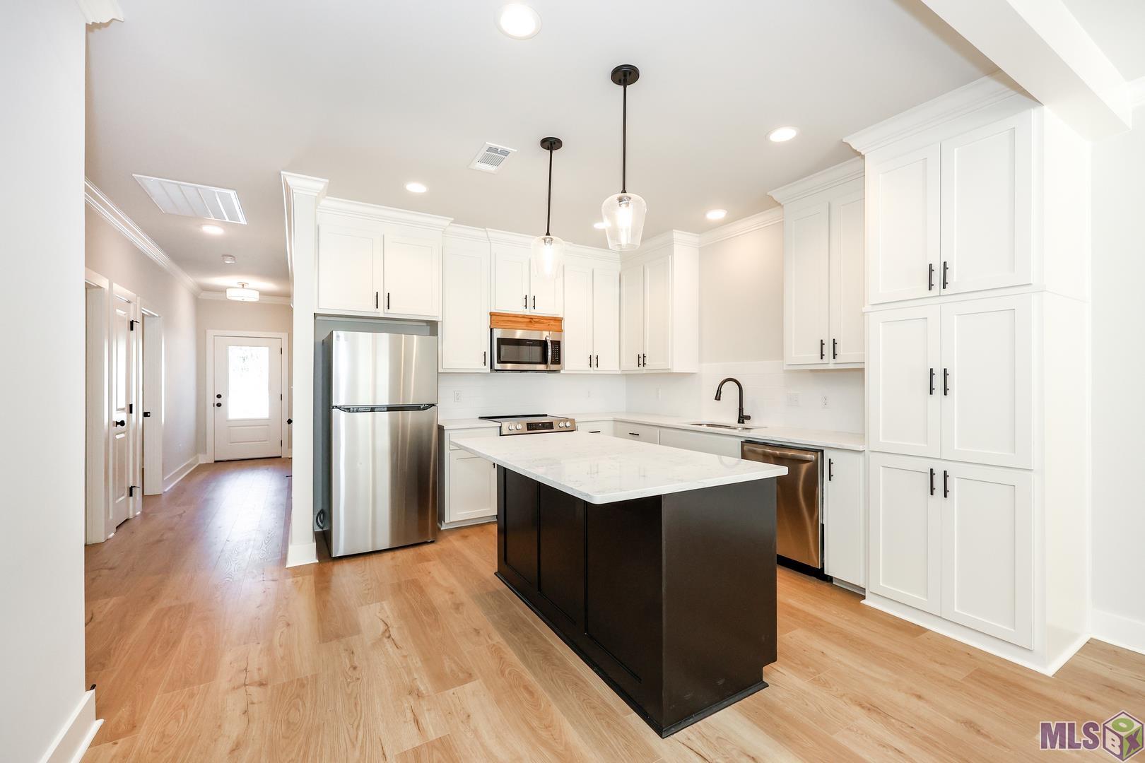 8739 Lockhart Road, Unit 7F Denham Springs, LA 70726 - Photo 2 of 18