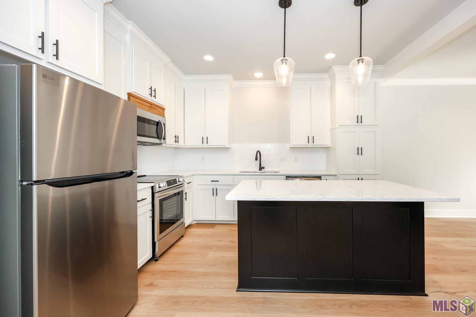 8739 Lockhart Road, Unit 7F Denham Springs, LA 70726 - Photo 4 of 18