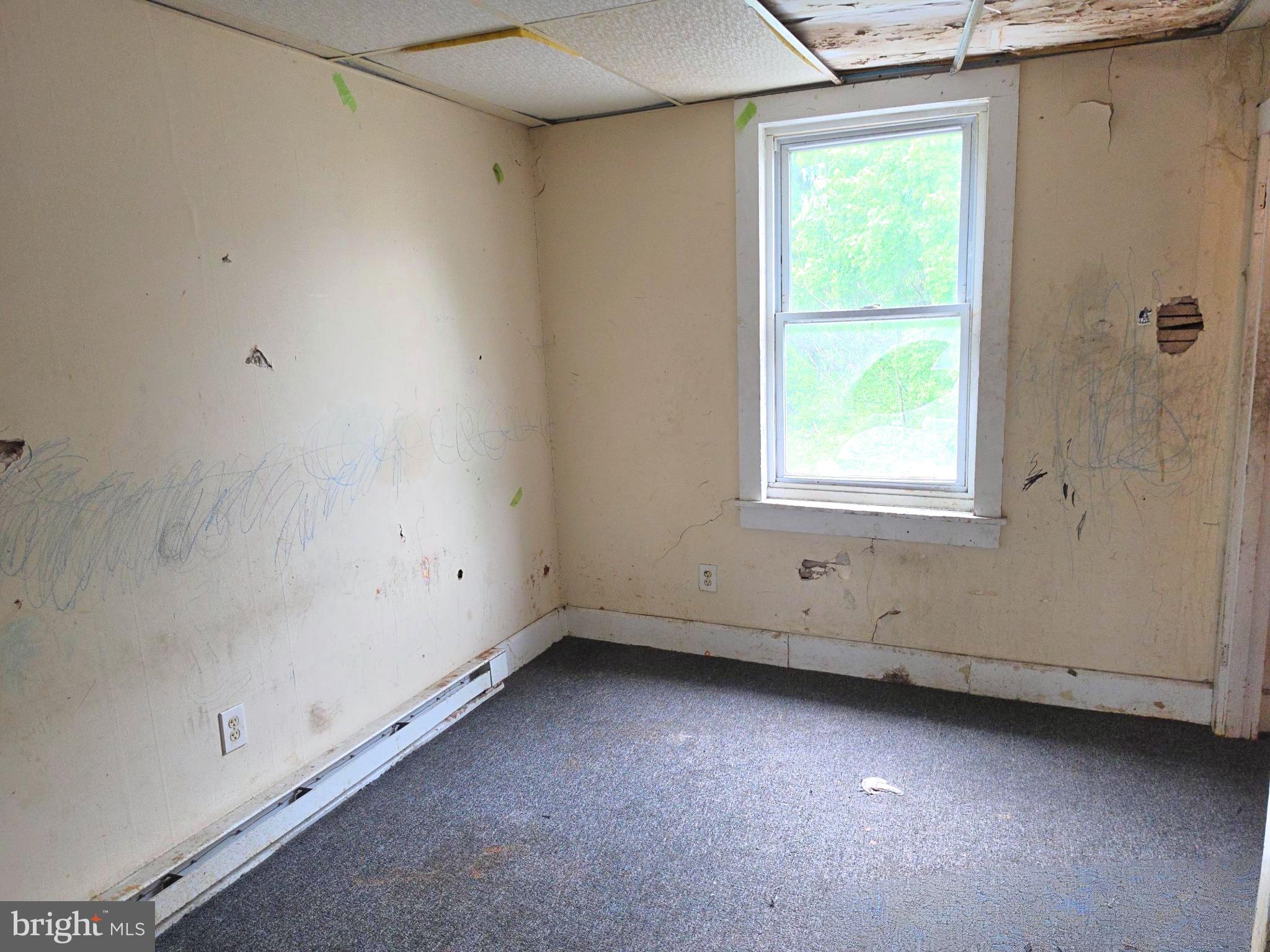 306 South 5th Street Shamokin, PA 17872 - Photo 12 of 17