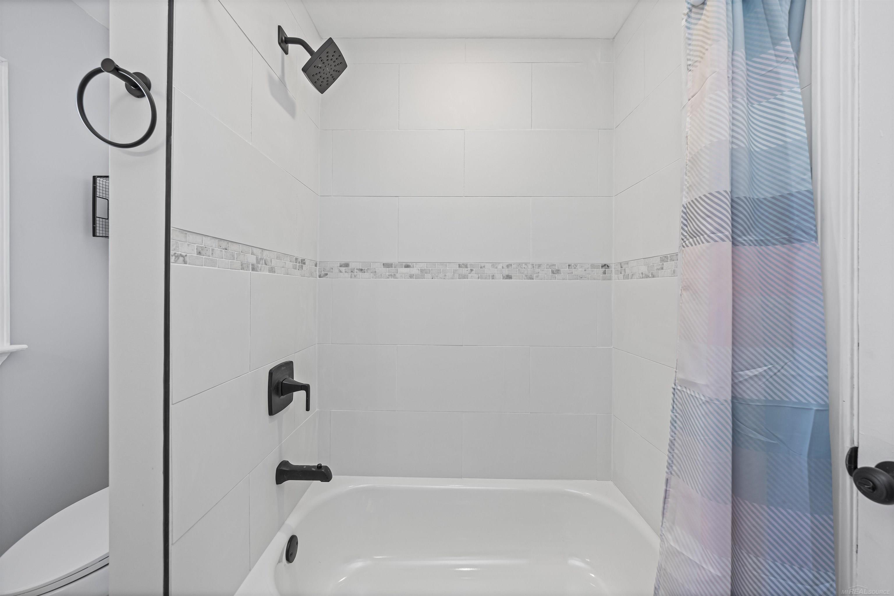 1376 Lathrop Road Allenton, MI 48002 - Photo 29 of 63 Gallery Image 29