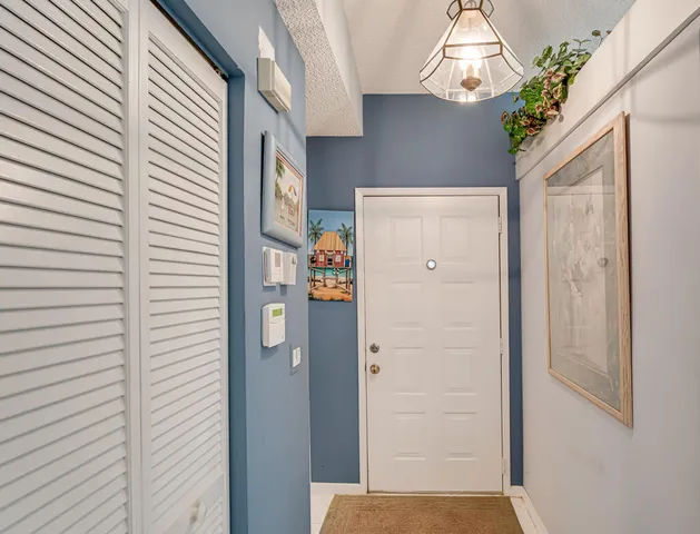 $298,000 | 6459 Mill Pointe Circle, Delray Beach, FL 33484