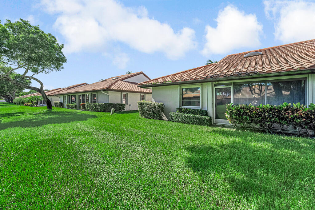 6459 Mill Pointe Circle Delray Beach, FL 33484 - Photo 36 of 44 09