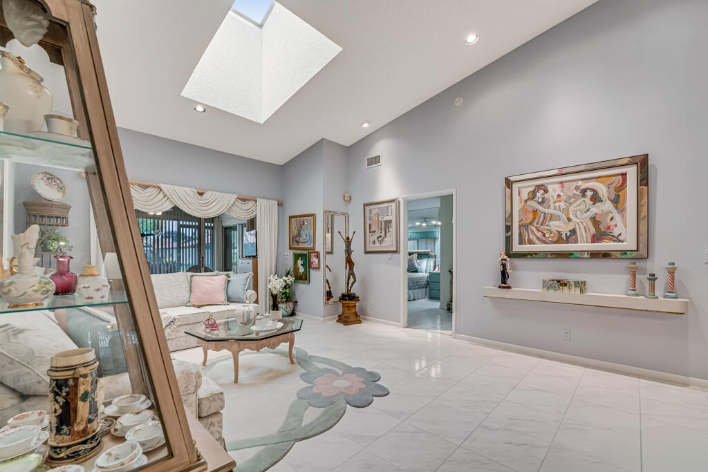 6459 Mill Pointe Circle Delray Beach, FL 33484 - Photo 4 of 44 06