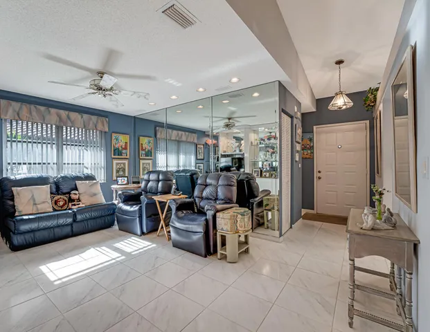 $298,000 | 6459 Mill Pointe Circle, Delray Beach, FL 33484